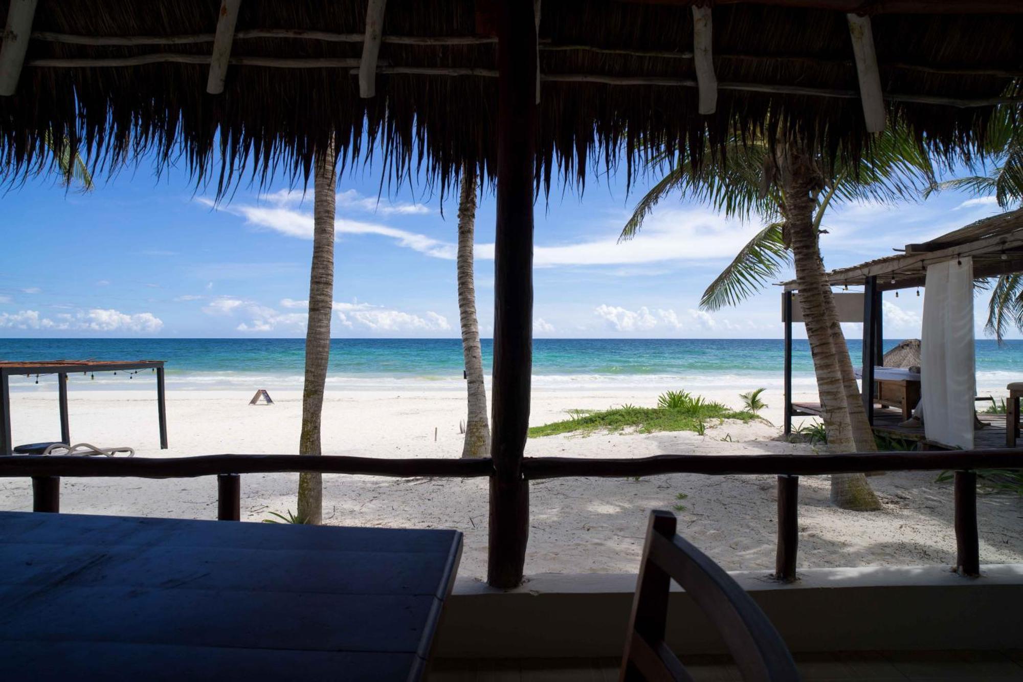 Bt Live Tulum Located At The Party Zone Hotel ภายนอก รูปภาพ