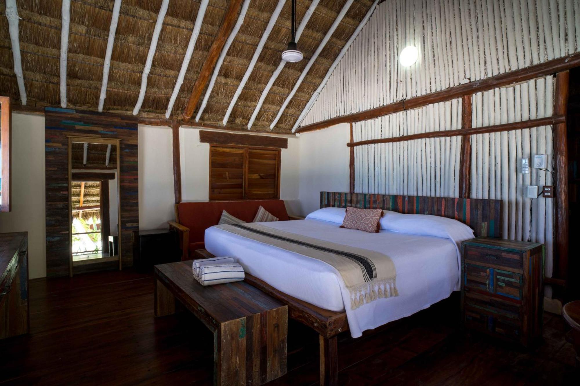 Bt Live Tulum Located At The Party Zone Hotel ภายนอก รูปภาพ
