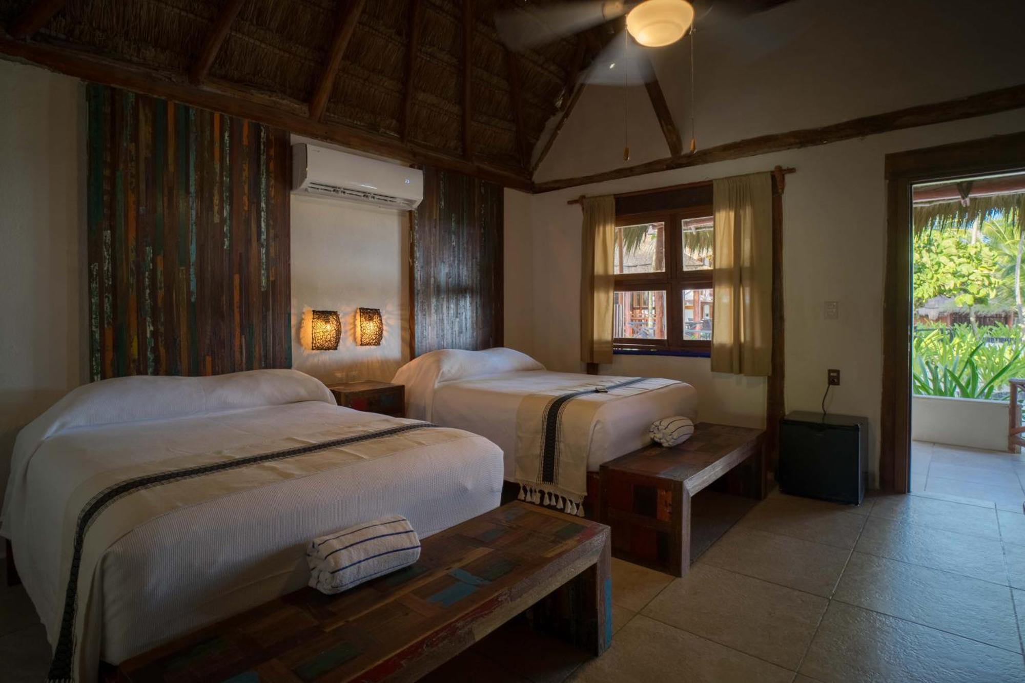 Bt Live Tulum Located At The Party Zone Hotel ภายนอก รูปภาพ