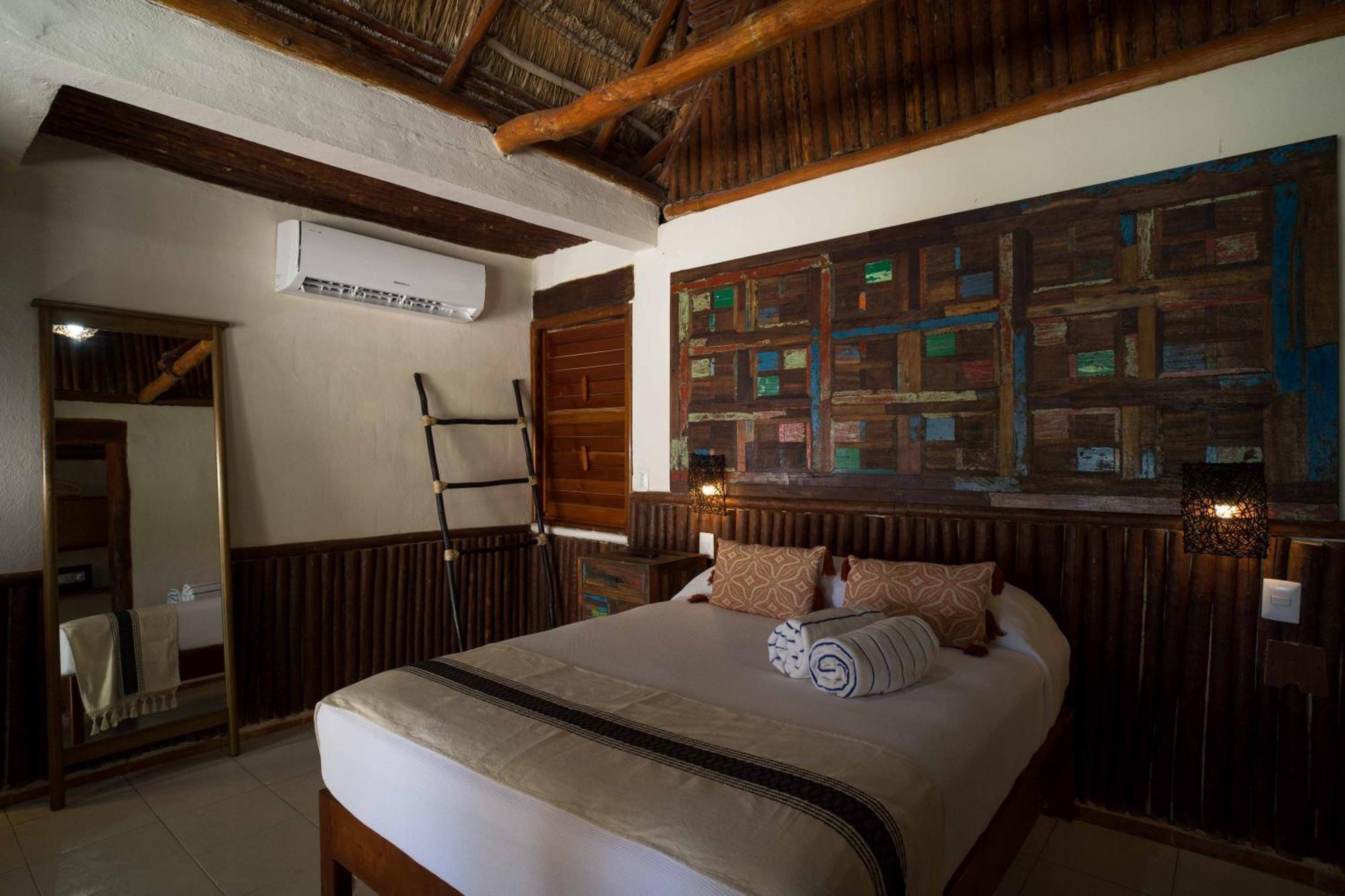 Bt Live Tulum Located At The Party Zone Hotel ภายนอก รูปภาพ